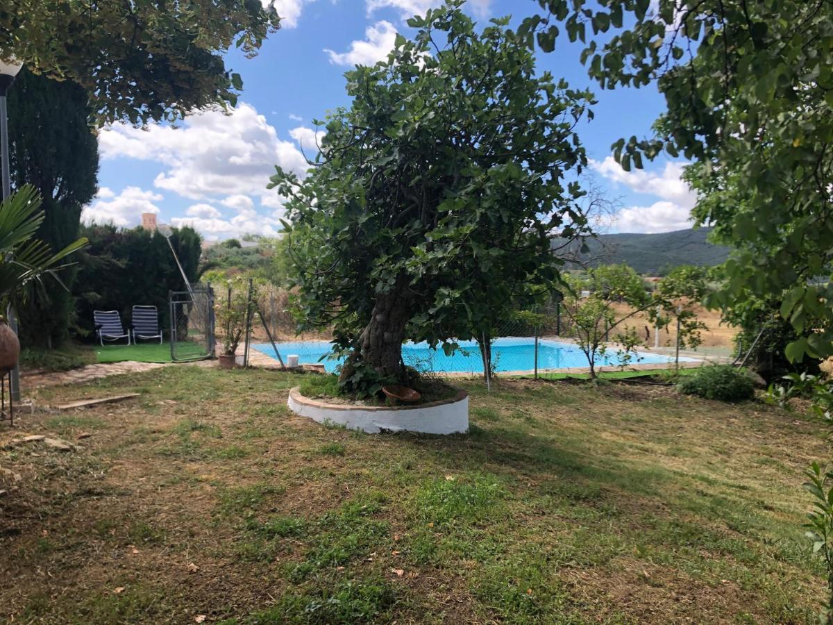 Vivienda Turistica La Huerta Villa Guadalcanal Exterior foto